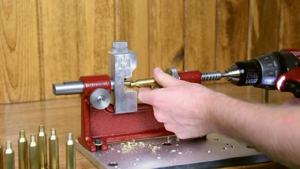 Станок для проточки дульца гильзы HORNADY - LOCK-N-LOAD NECK TURNING TOOL