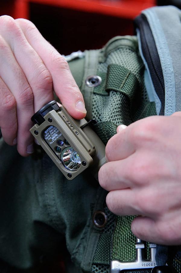 Ліхтар військовий Streamlight Sidewinder
