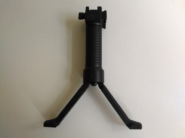 Рукоять переноса огня с выдвижными сошками  SNIPER BIPOD HANDLE BLACK